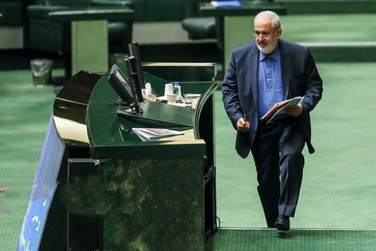 سکان وزارت صمت در دست علیآبادی