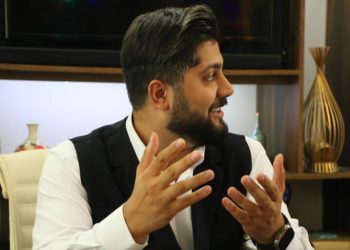 به این حرفه باید نگاه تخصصی داشت