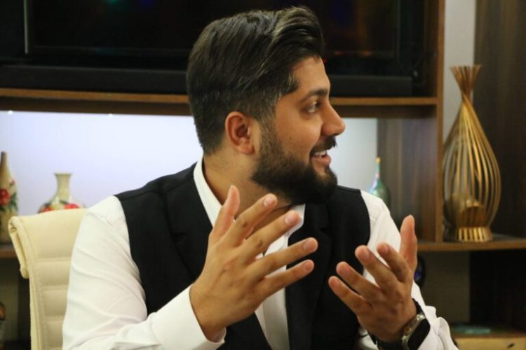 به این حرفه باید نگاه تخصصی داشت