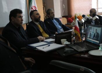 جلسه هم اندیشی و سیاست گزاری  بنیاد کارافرینان گام دوم