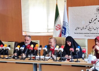 برگزاری نخستین جشنواره بین المللی صنعت مد و لباس کشورهای اسلامی