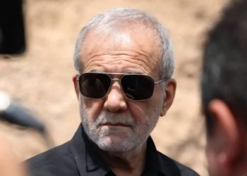 آقای رییس‌جمهور؛ نهج‌البلاغه می‌خوانید، اما بیت‌المال کجا خرج می‌شود؟