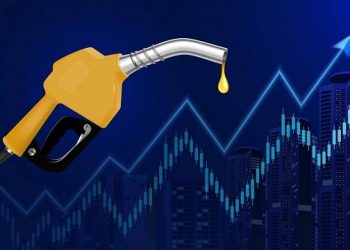 قیمت بنزین چرخه معیوب و کشنده ، بلای جان مردم و اقتصاد ایران است.