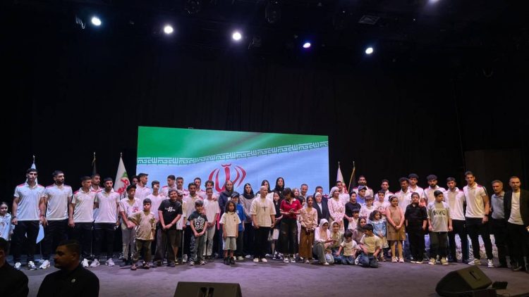 چهرههای فوتبال ایران حامی کودکان مبتلا به سرطان شدند