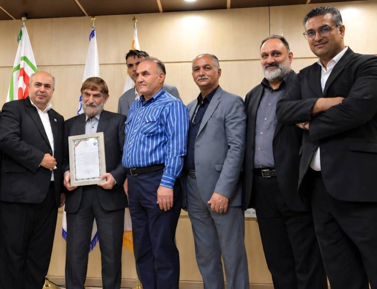 تجلیل از حامیان تولید ملی در افتتاحیه ششمین جشنواره «مدافعان تولید ملی»